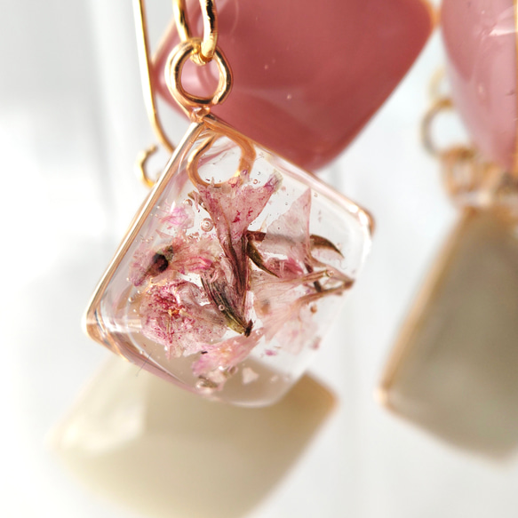 時の流れに咲く花_ピンク_レトロなイヤーアクセサリー 5枚目